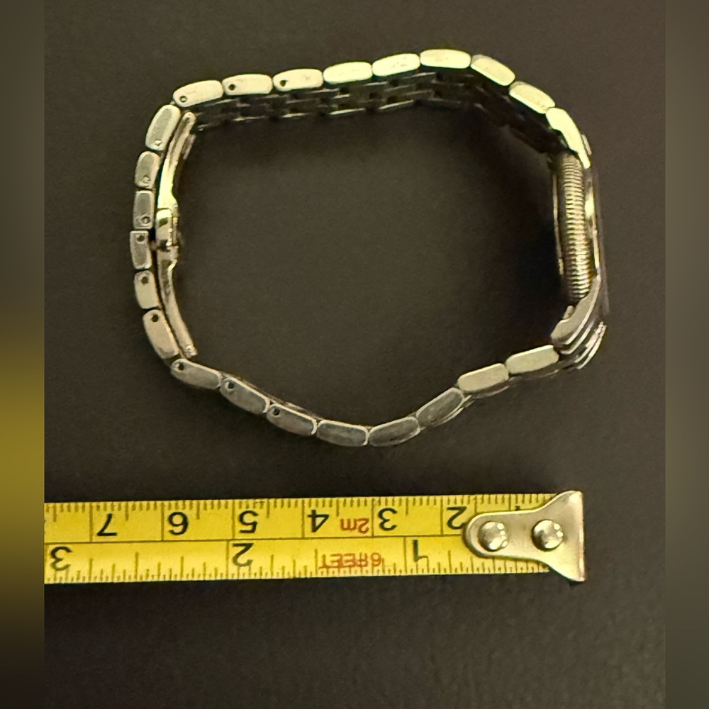 Tissot Gold and Silver Watch - Picture 11 of 15
